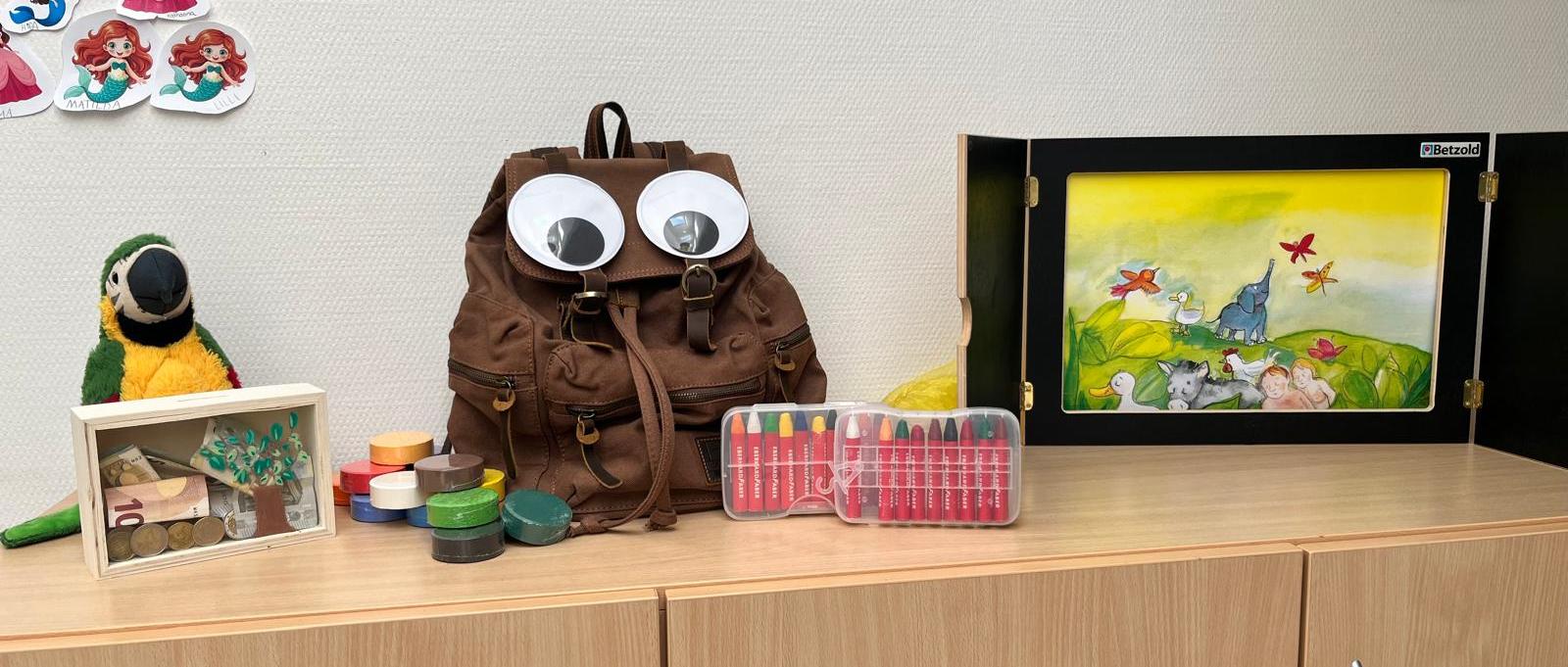 Auch in diesem Jahr besucht Rucky Reiselustig wieder die Kita St. Michael.