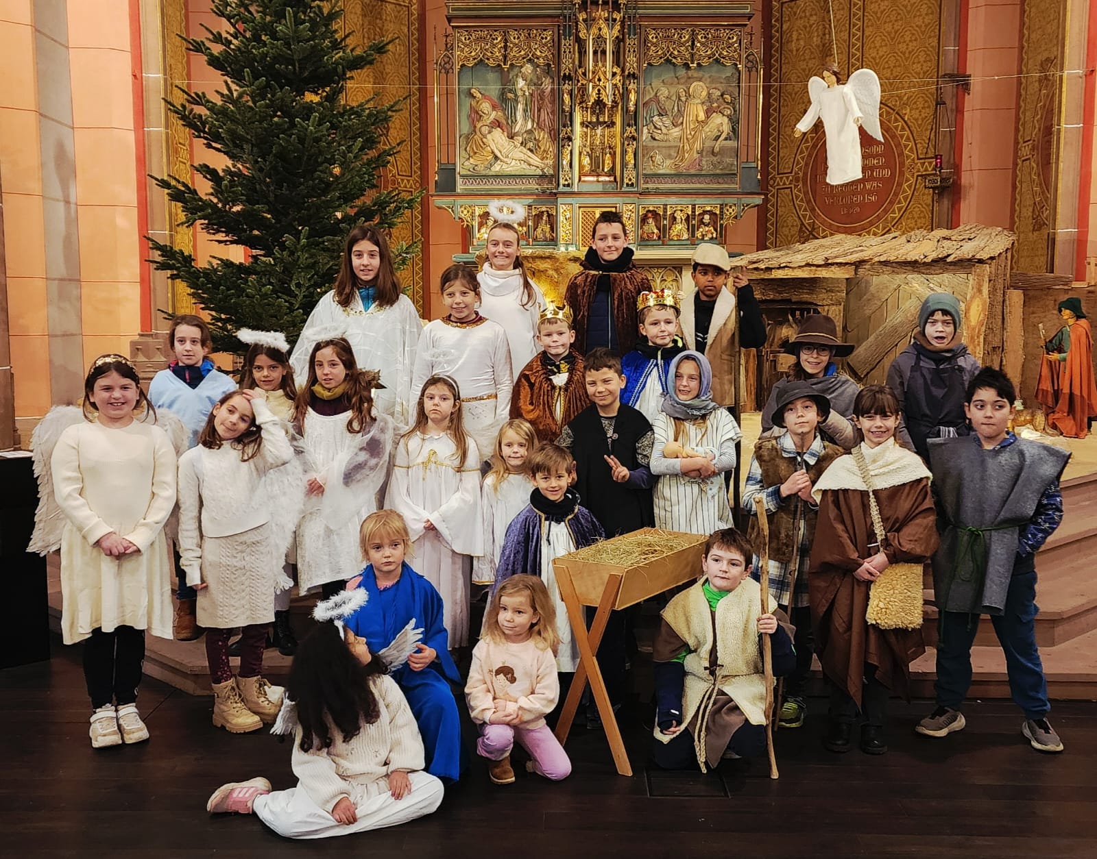 Am Heiligabend erzählen die Kinder um 15 Uhr die Weihnachtsgeschichte in der Apostelkirche.