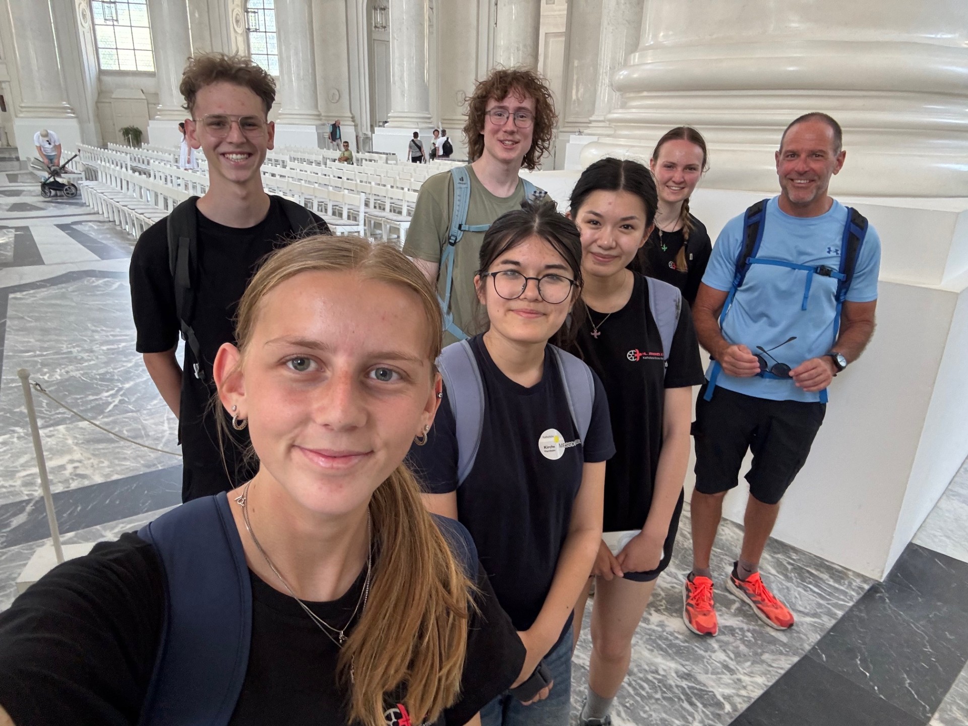 Gruppenbild in der Basilika des Klosters St. Blasien
