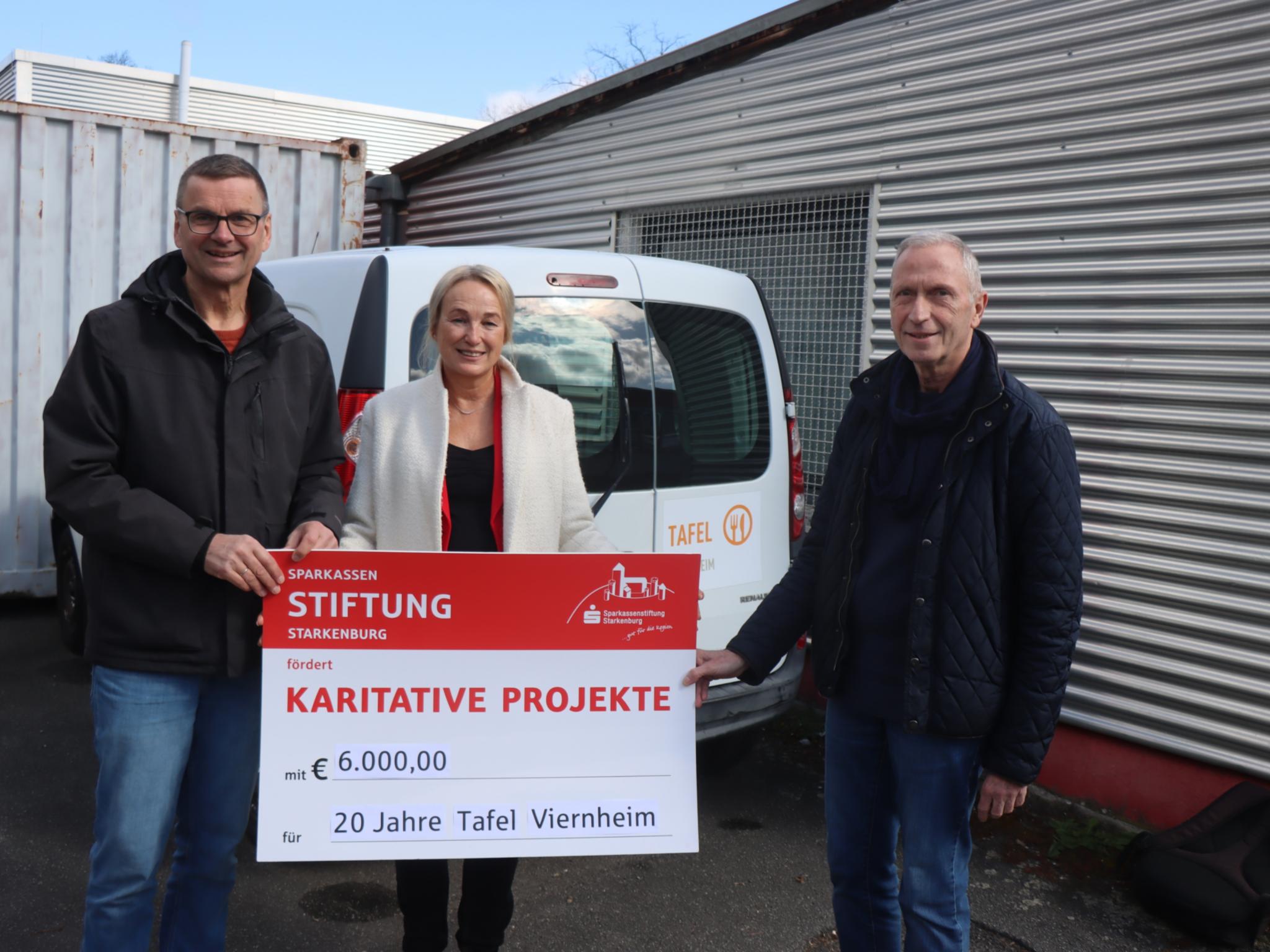 Spendenübergabe Sparkassenstiftung