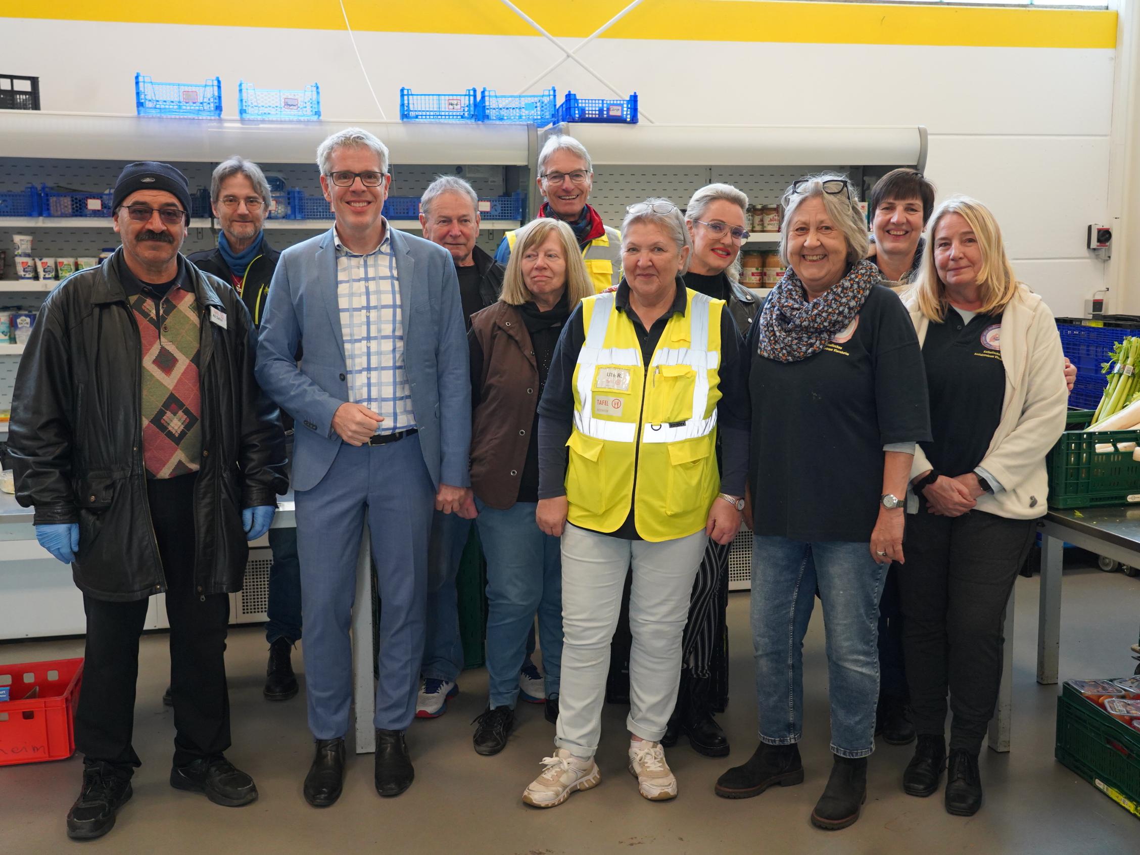 Gruppenbild mit Landrat