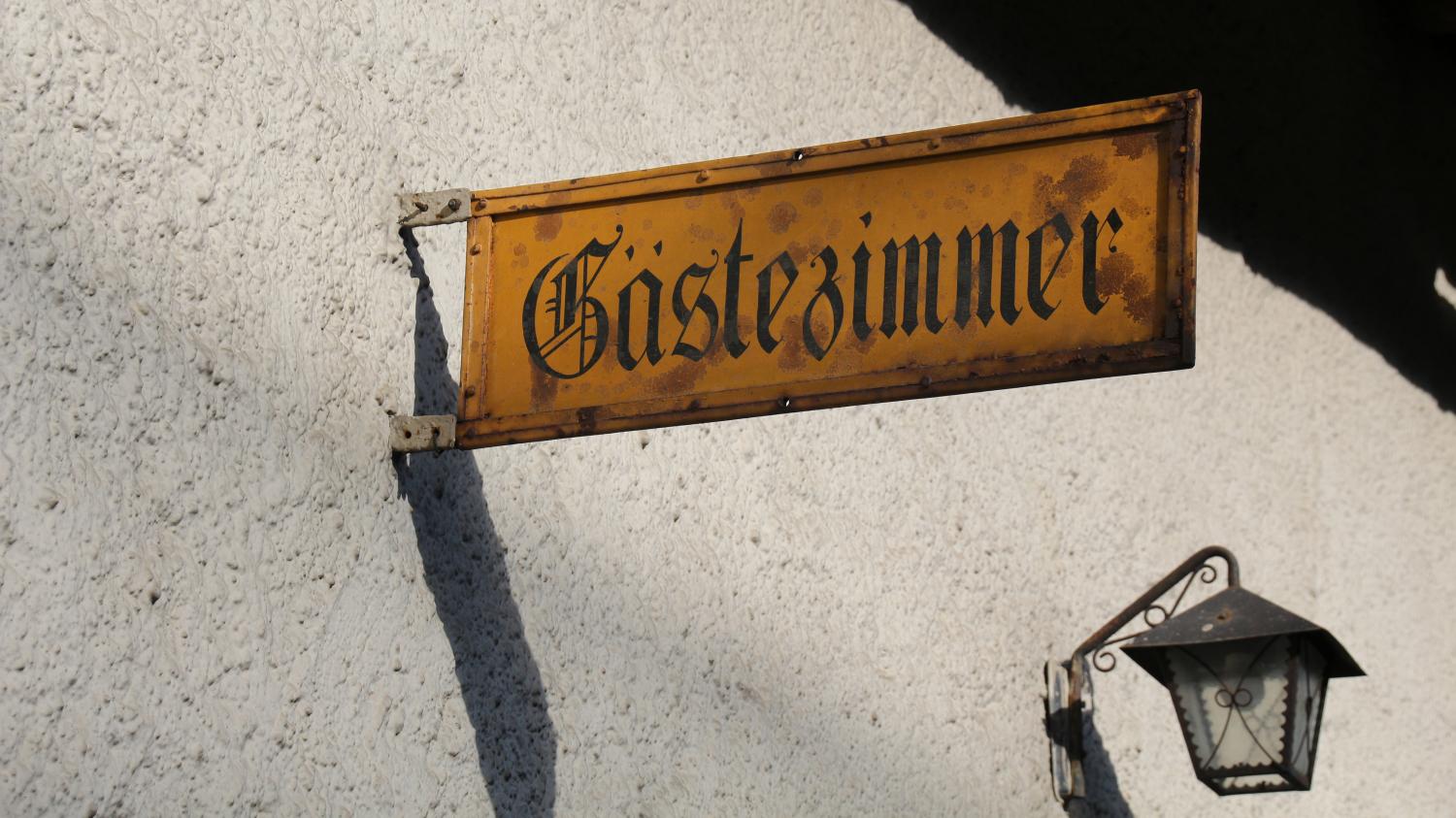 6794_gaestezimmer_II_by_peter_weidemann_pfarrbriefservice