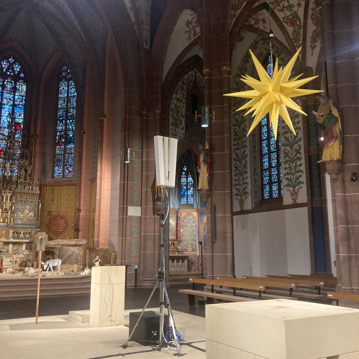Ein Teil der provisorischen Mikrofonanlage in der Apostelkirche