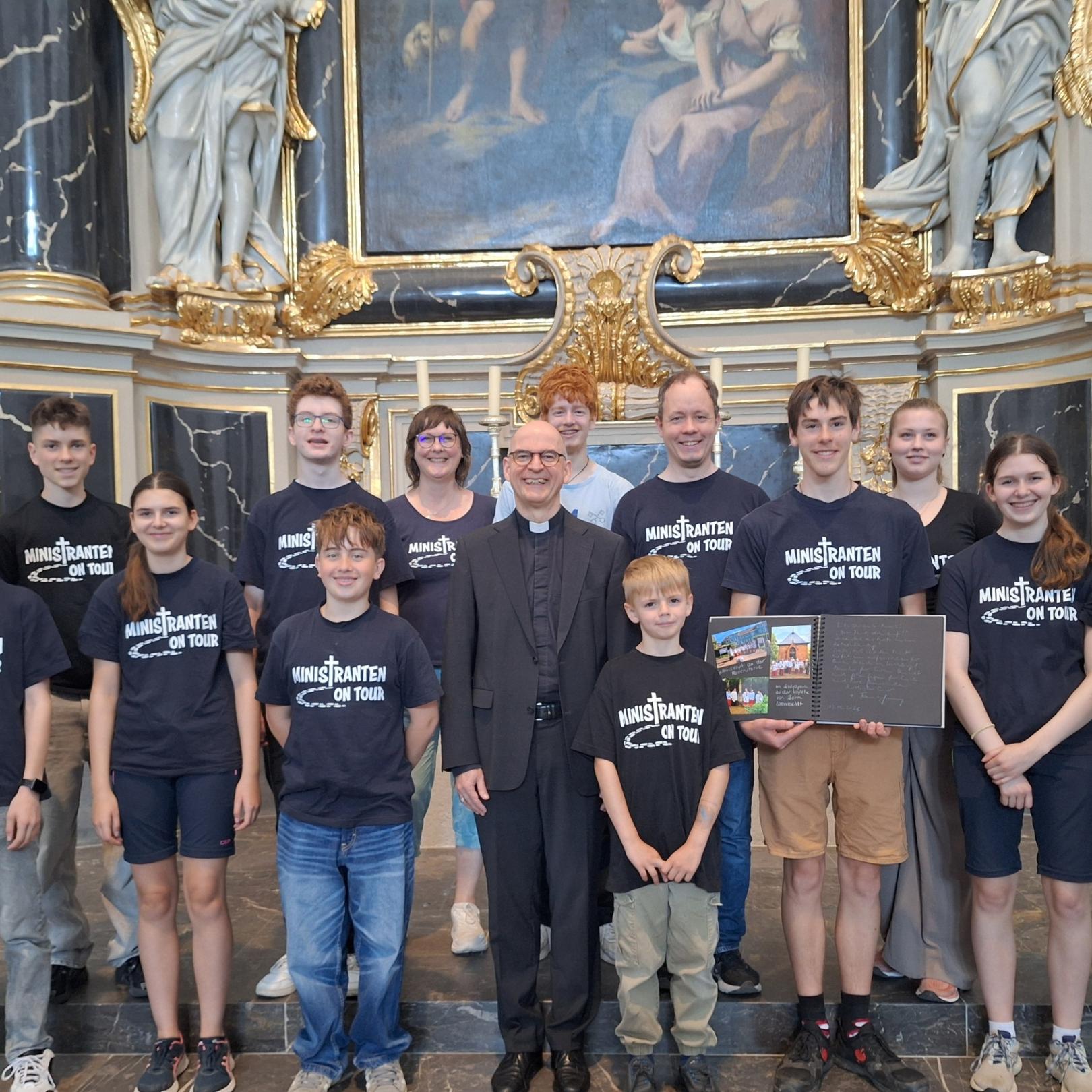 Dom_Würzburg_Gruppenbild