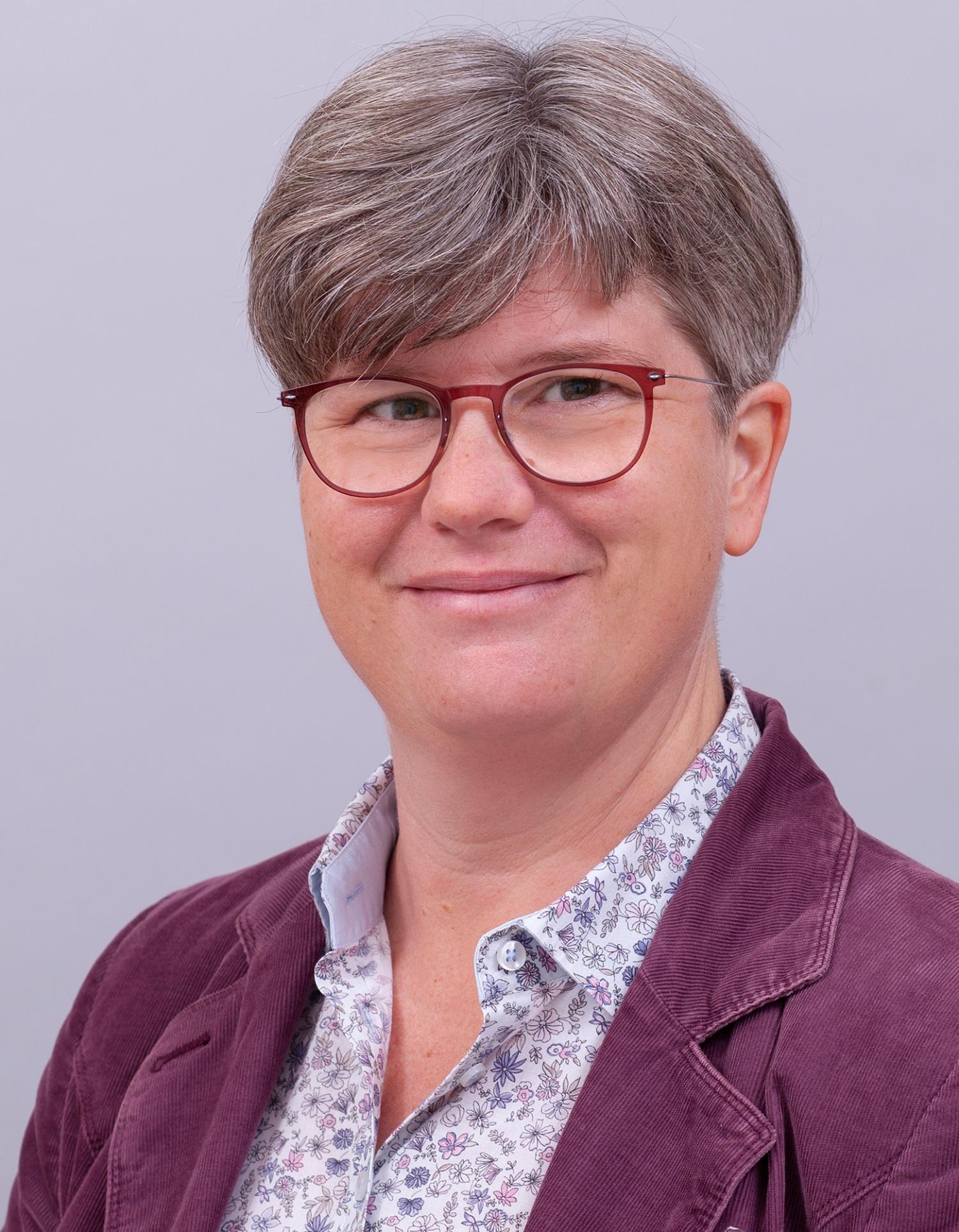 Angela Ruhr