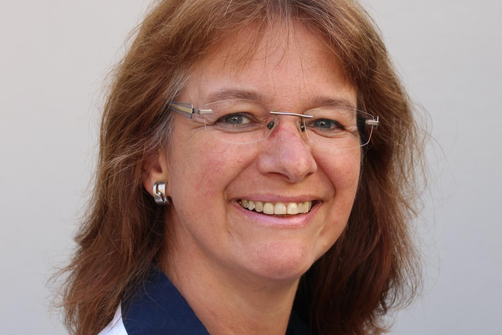 Dr. Brigitte Lob