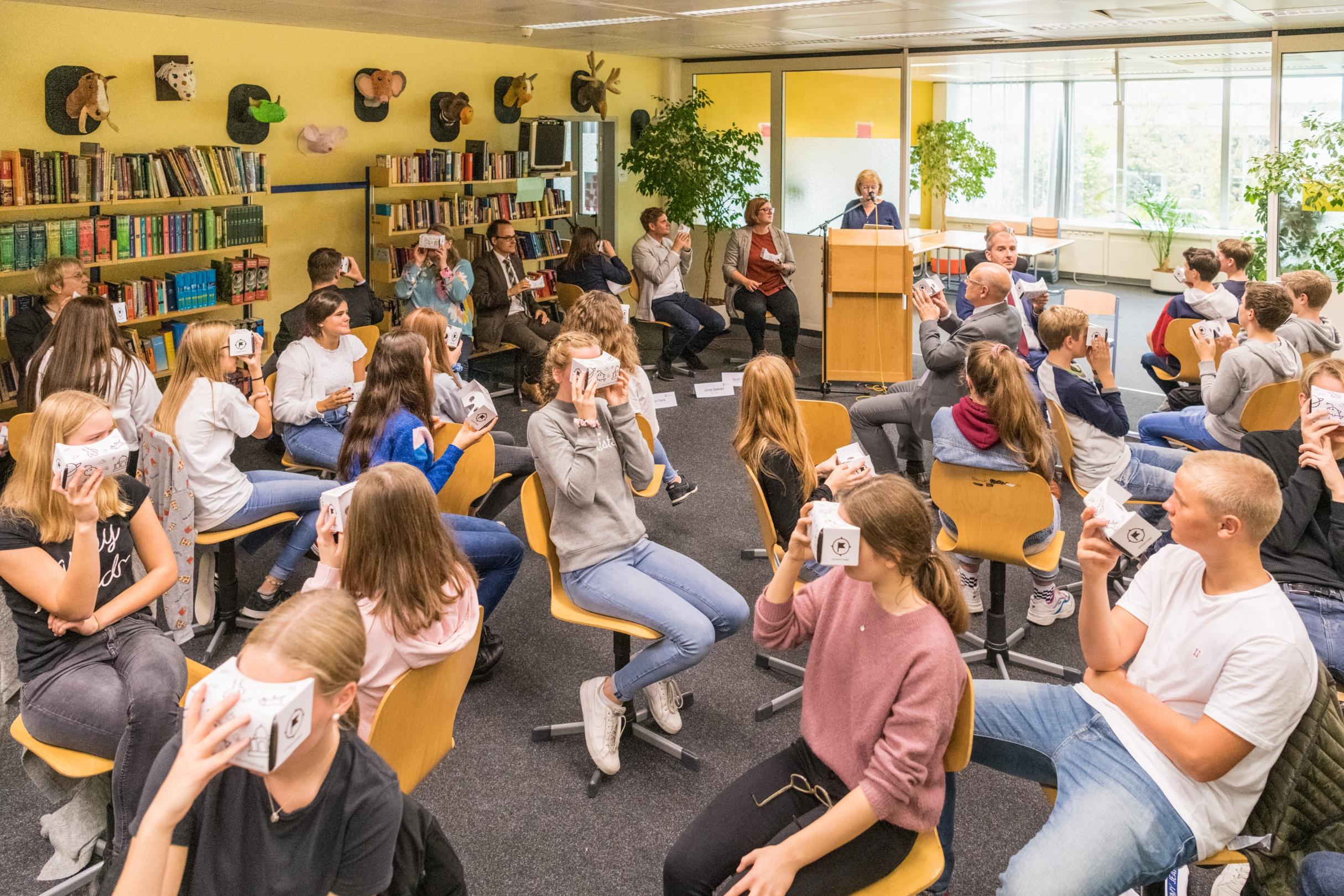 Google Expedition-Hambacher Schloss-PK-2019-024