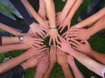 Hände - Markus Jürgens-pixelio.de