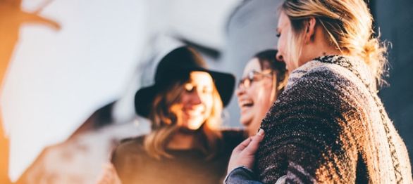 erwachsene-unsplash (c) Priscilla du Preez/unsplash.com