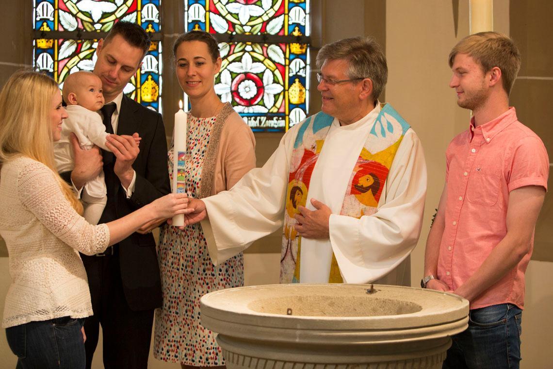 Taufe Infos und Anregungen für Patin oder Pate Katechese Bistum Mainz