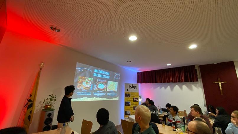 2025-11-09 Länderabend Indonesien (2)