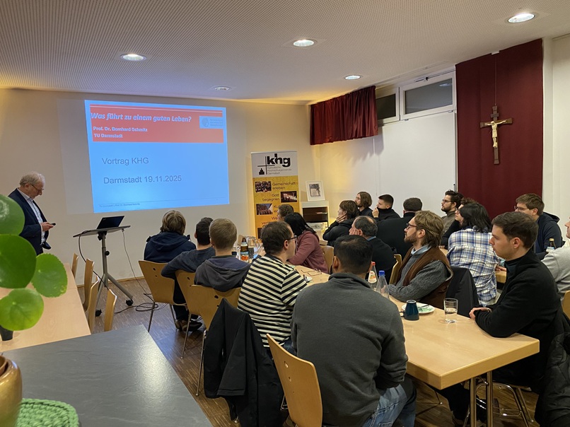 2025-11-19 Vortrag Schmitz Lebenskunst (1) (c) KHG Darmstadt