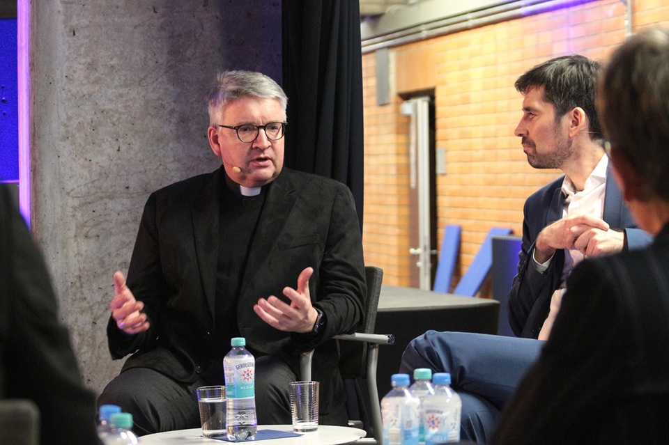 1-26-01-13-Diskussion-Ketteler-Kolleg-IMG_5712.JPG_988652882 (c) Bistum Mainz