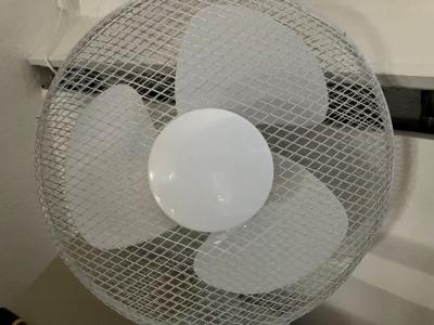 IMG_0472 Ventilator