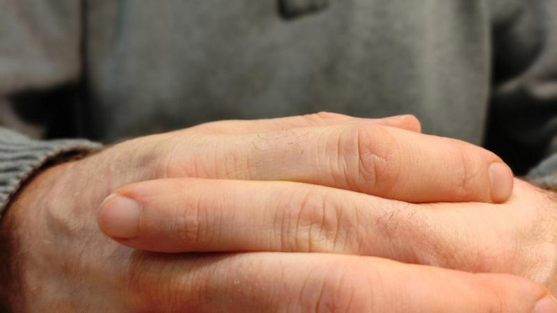hands-7574416_1920
