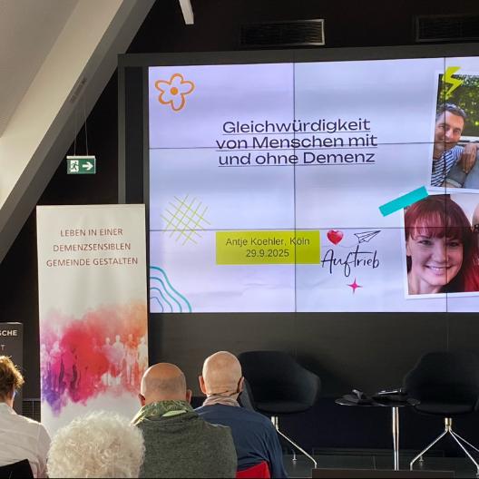 Frau Antje Köhler beim Vortrag