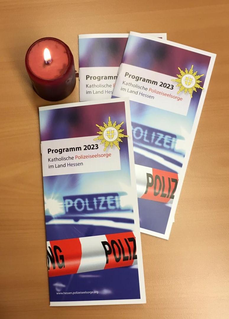 Polizeiseelsorge Hessen Jahresprogramm 2023 (c) Polizeiseelsorge im Land Hessen