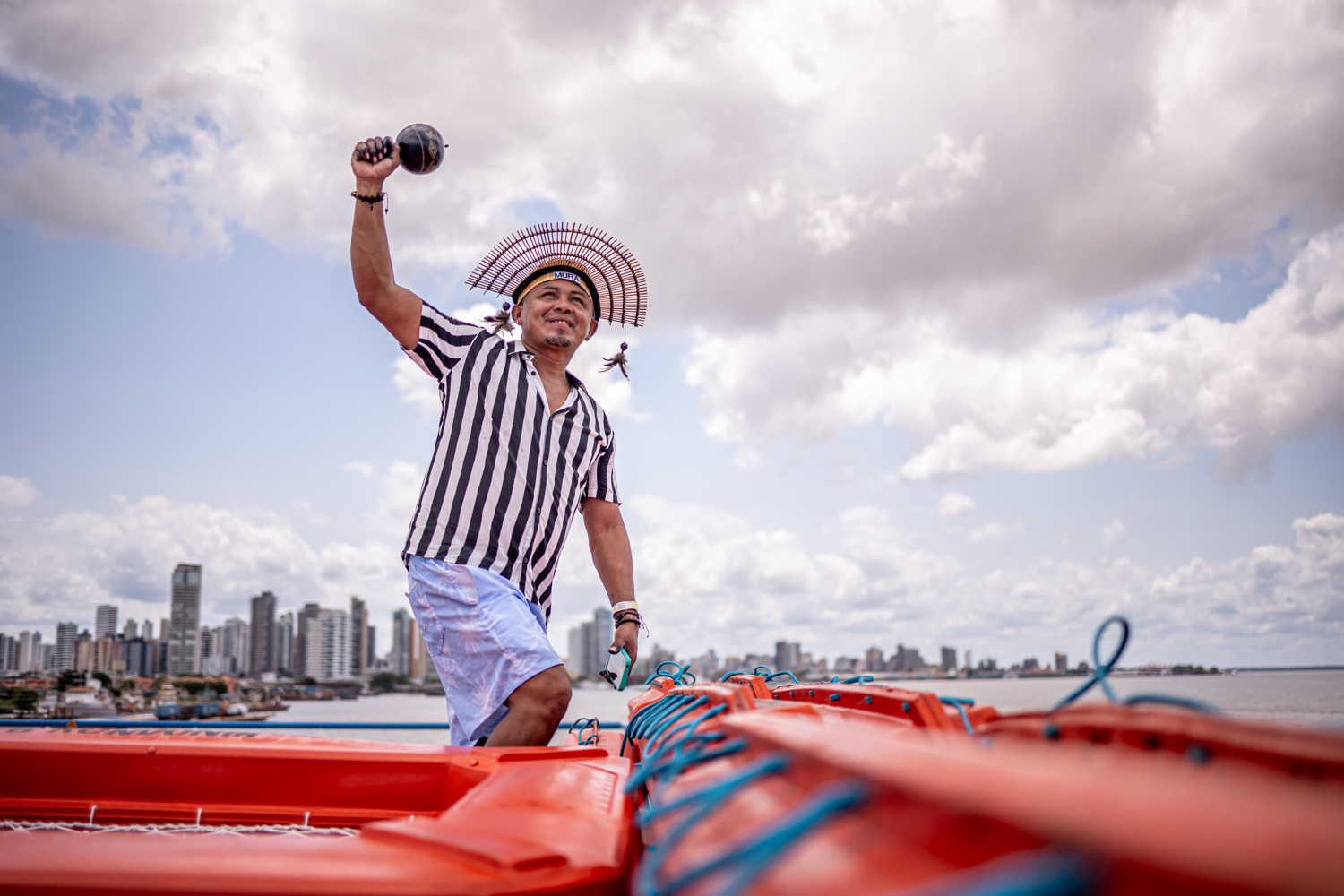 Der 30-jährige Audai representiert auf der COP 35 Dörfer der Ethnie Mura aus dem Amazonas.