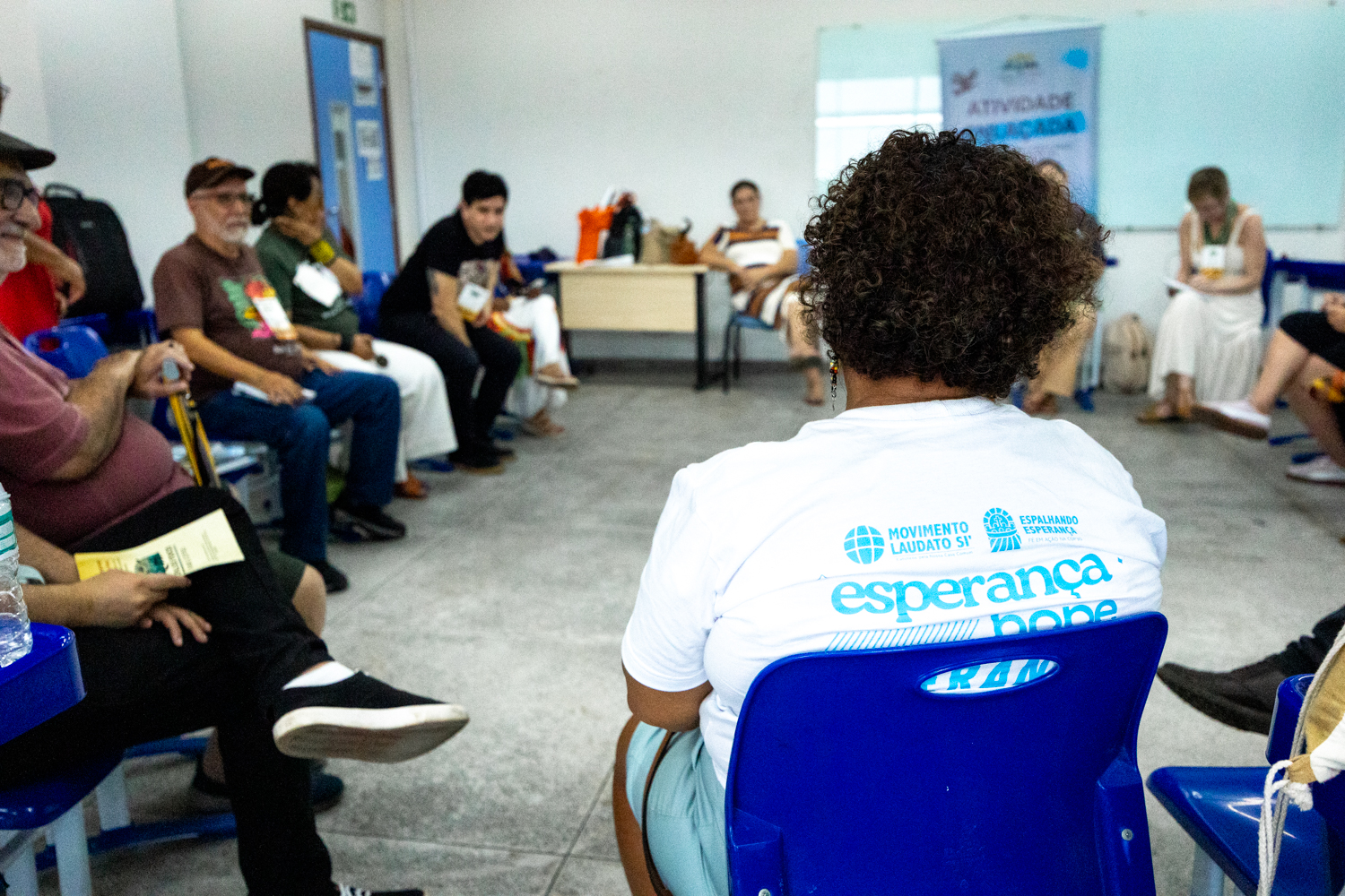 Hoffnung - steht auf dem Rücken.