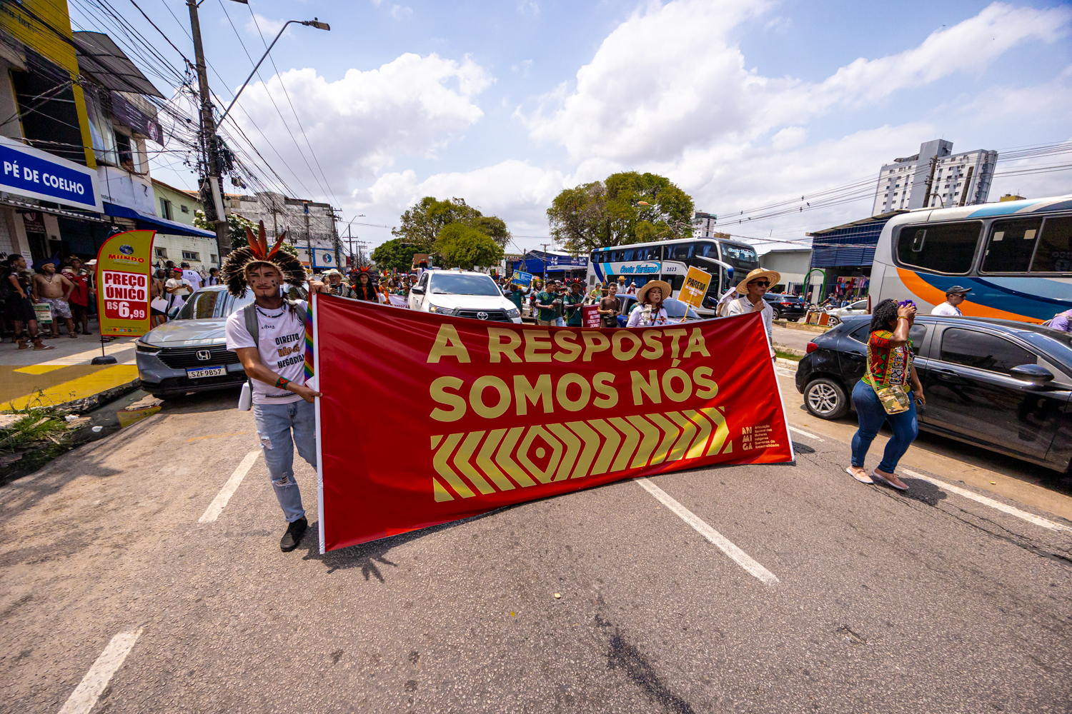 „Die Antwort sind wir“ - A resposta somos nos!